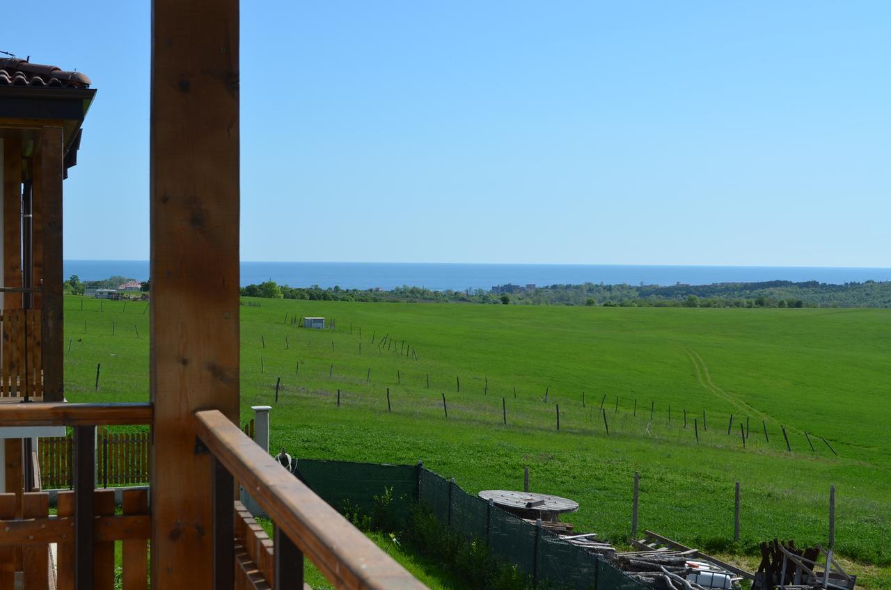 Bed and Breakfast Vis Velika Exterior foto