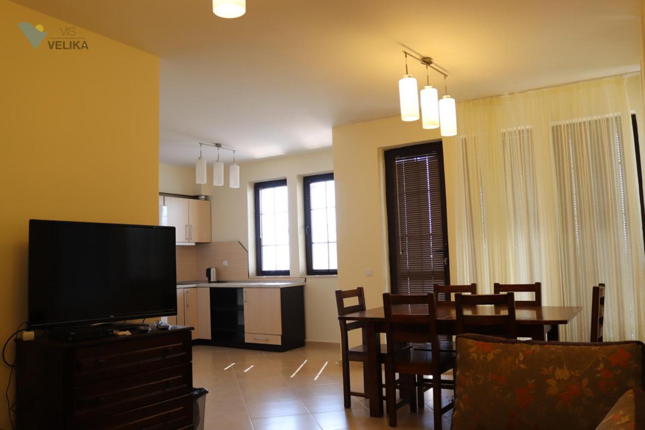 Bed and Breakfast Vis Velika Exterior foto