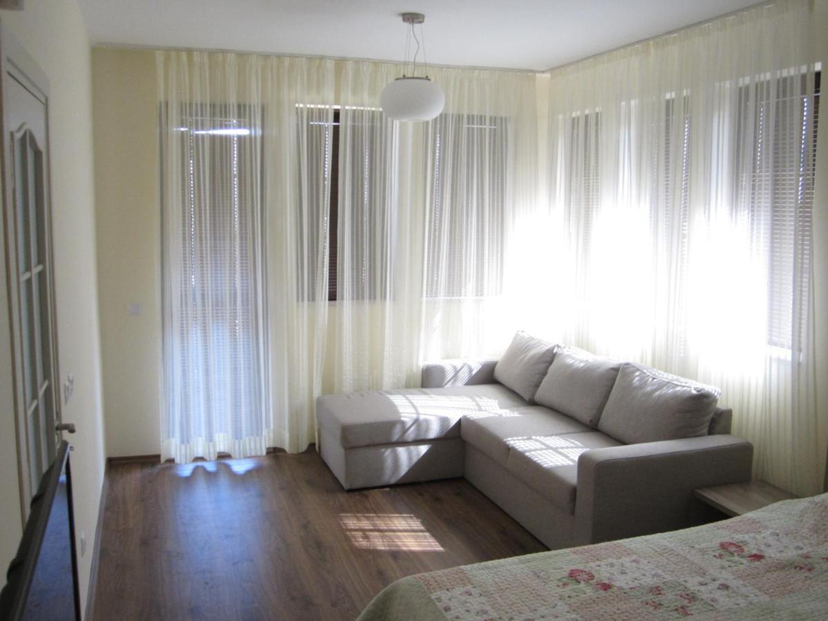 Bed and Breakfast Vis Velika Exterior foto